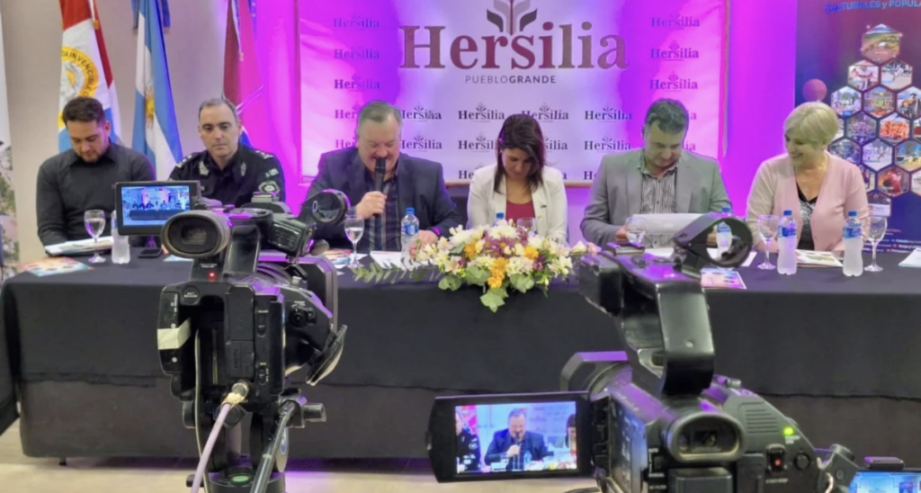 SE PRESENTÓ LA 9NA. FIESTA DE LA CONFRATERNIDAD DEPARTAMENTAL, A REALIZARSE EL PRÓXIMO 26 Y 27 DE OCTUBRE EN HERSILIA